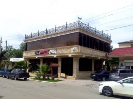 Qumarbazı Gəncə təhsilində himayə edən kimdir? Qumarbazı Gəncə təhsilində himayə edən kimdir?